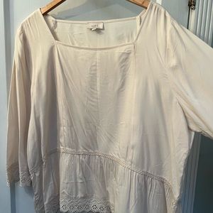 Loft Outlet XXL square neck peasant top with crochet sleeve. Never worn, no tags